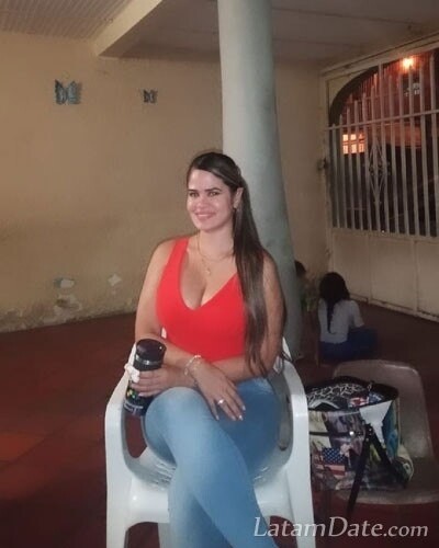 Vanesa, 29