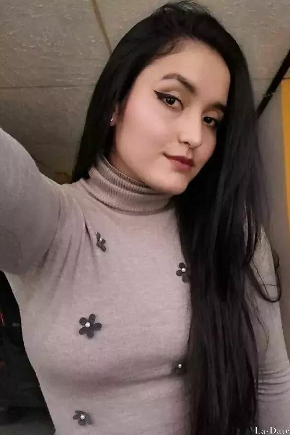 Andrea, 21