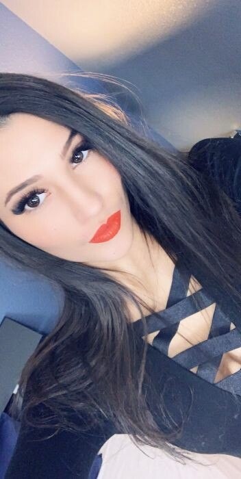 Katiaaaboo, 30