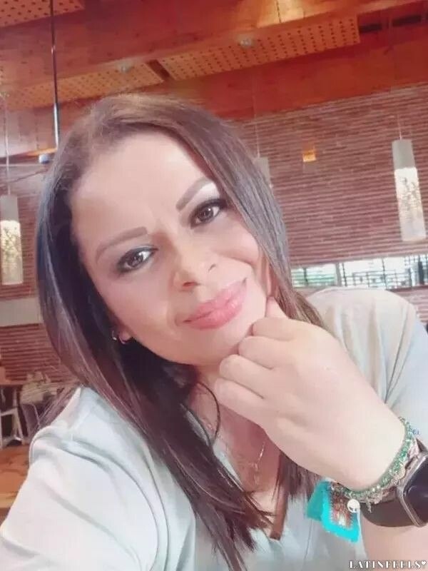 Angie, 42