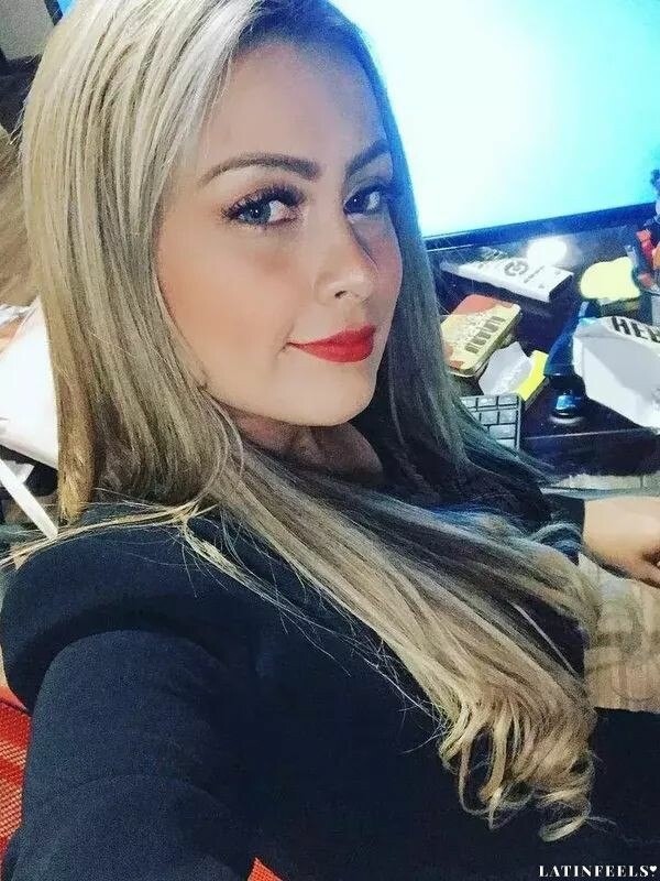 Estefania, 35