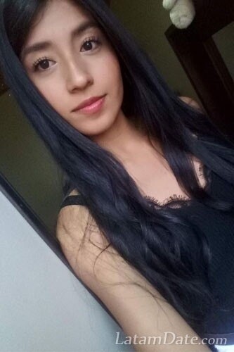 Luisa, 27