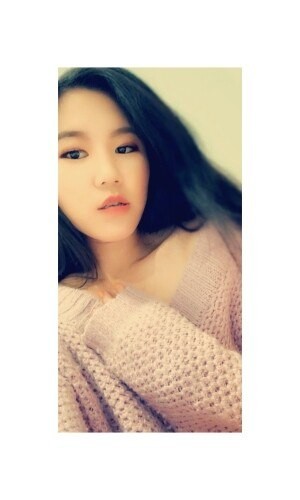 EmyBenny Profile image 2