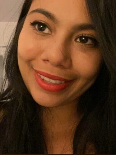 yiyi, 23