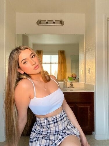 Aria, 19