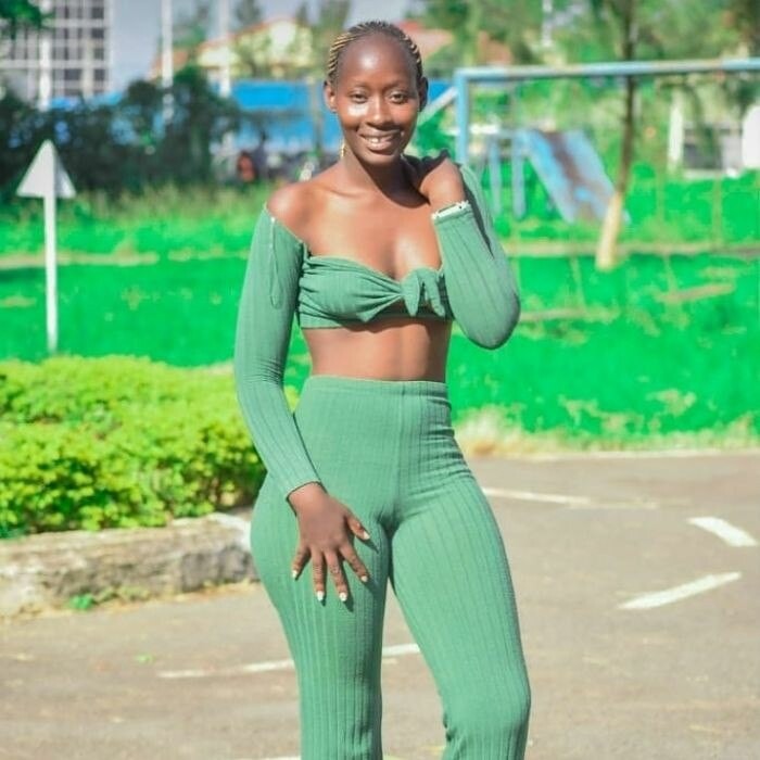 TheGlamazon, 49