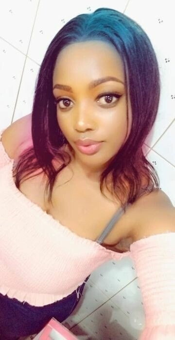 Sassymexi99, 22