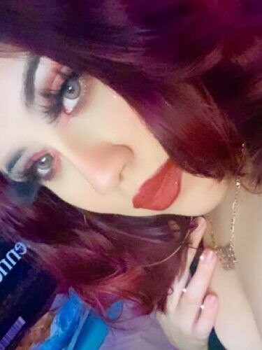 Julianne20, 21