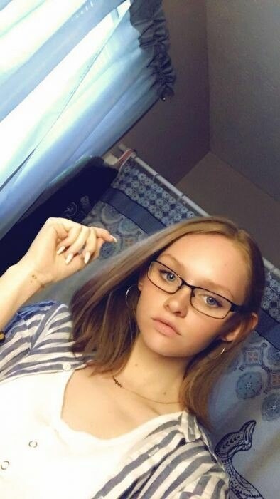 Jessica77078, 19