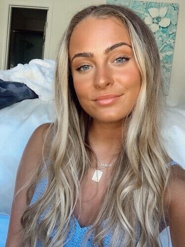 llivvyyxoxx, 23