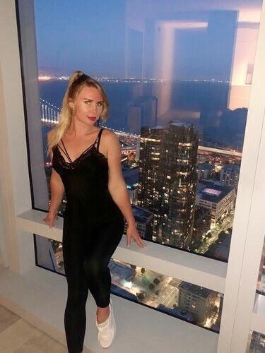 xNicholle, 29