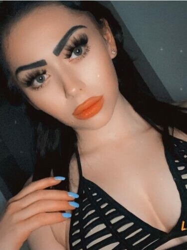 Cocowhite79 Profile image 2