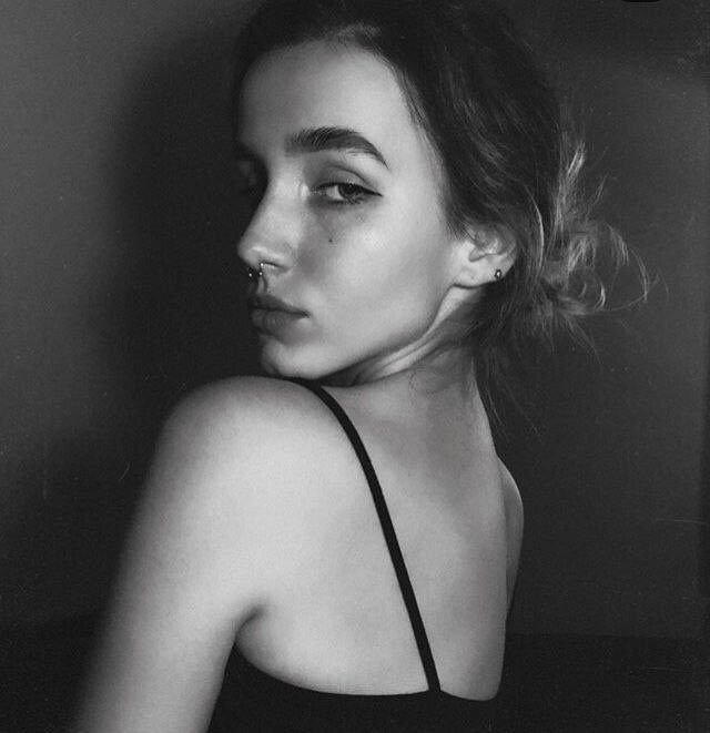 littlelizziexoxo, 21