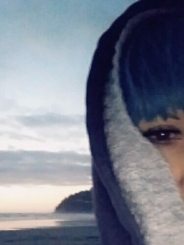 Yourbabygirl, 42