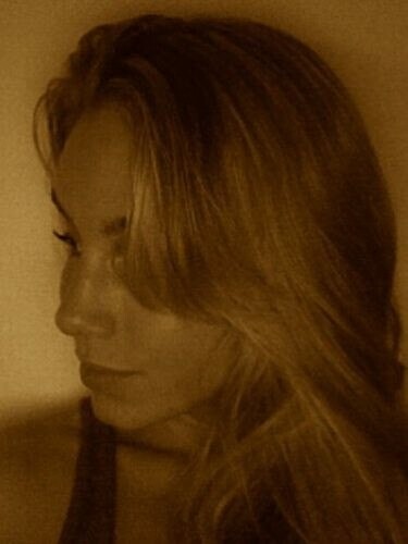 Chanel Coco, 28